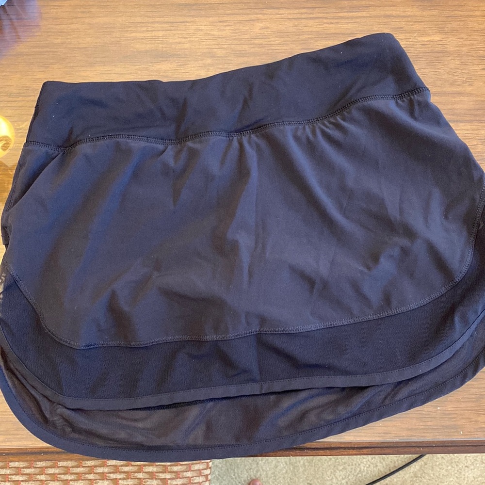 Lulu skirt great condition